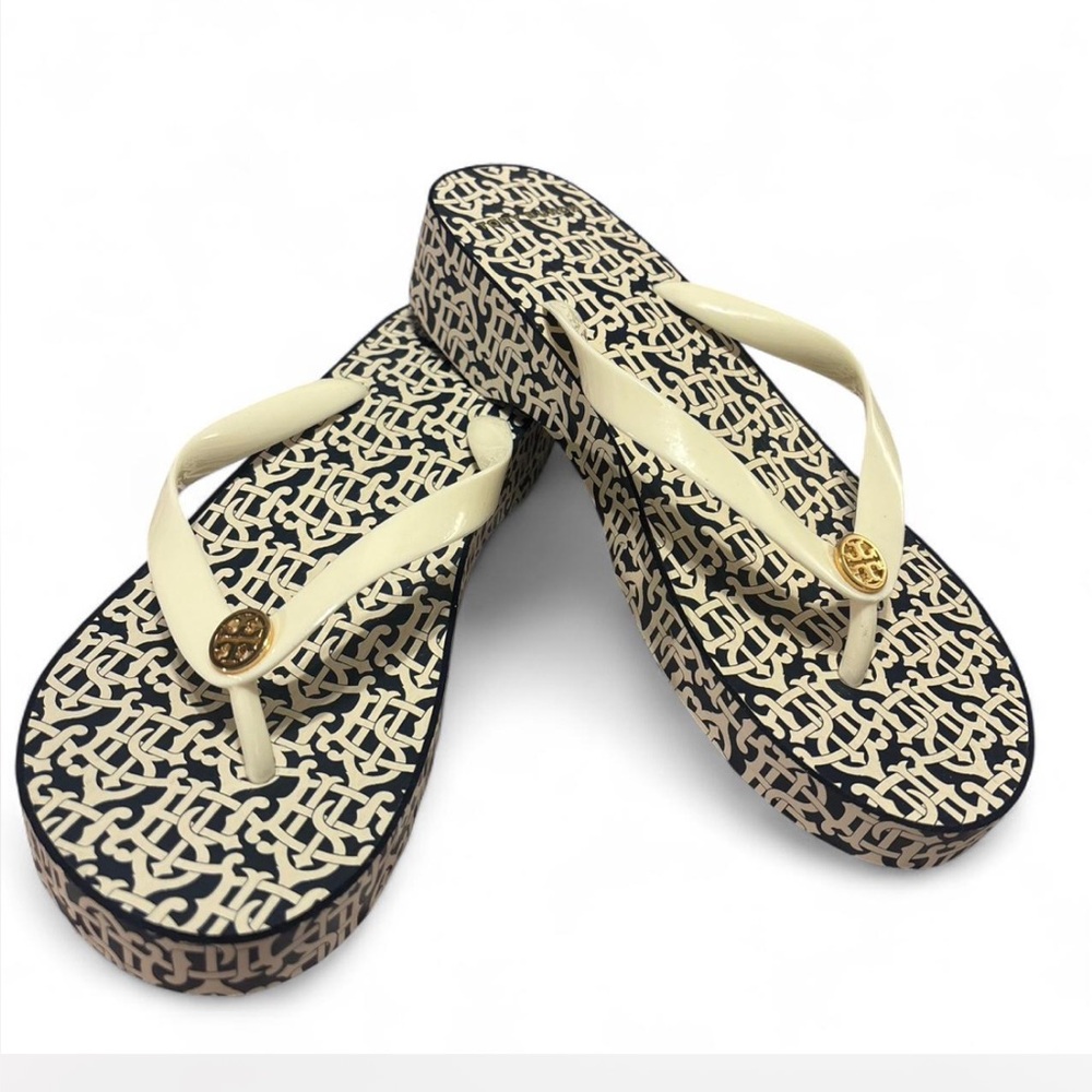 Tory Burch Black and Cream Patterned Sandals